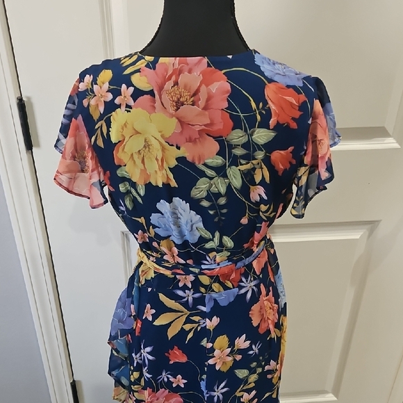 Sweet Pea Navy Floral Midi Dress - Picture 7 of 12